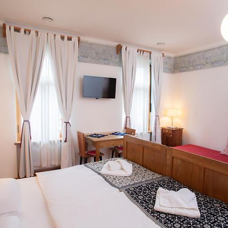 Pr'Gavedarjo Eco Heritage B&B Kranjska Gora Zimmer foto